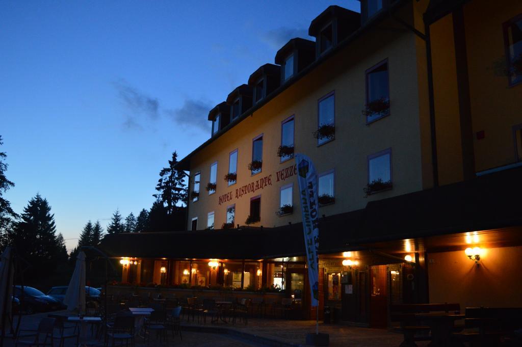 Malga Postesina Hotel Vezzena מראה חיצוני תמונה